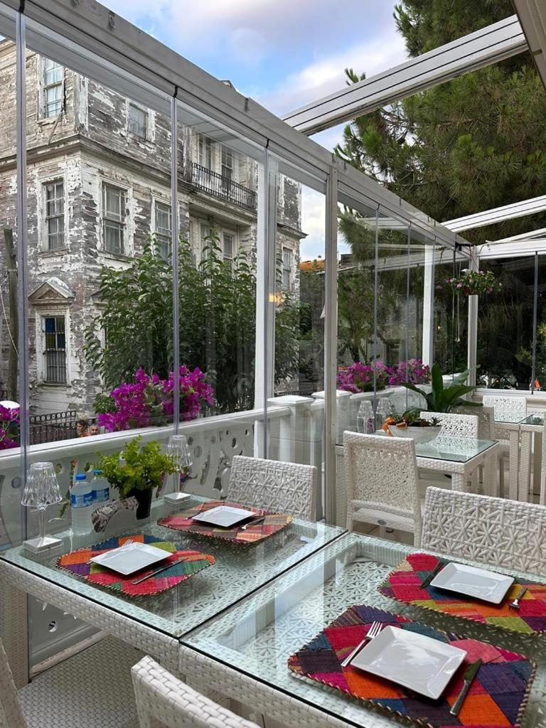 Hi Hotel Ivy Bueyuekada Adalar Eksteriør billede