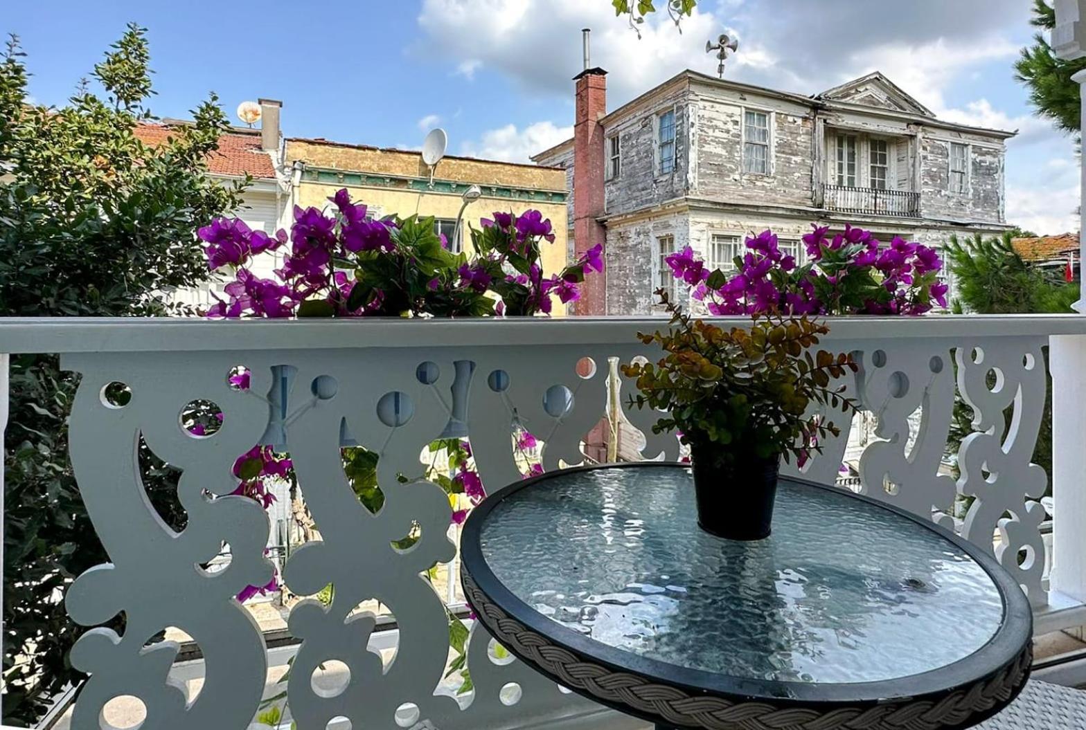 Hi Hotel Ivy Bueyuekada Adalar Eksteriør billede